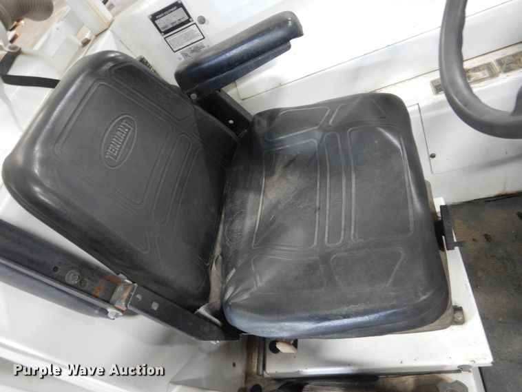 image for item HS9764 Tennant 810 floor sweeper