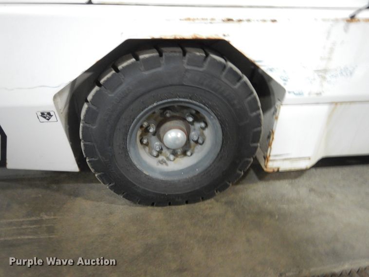 image for item HS9764 Tennant 810 floor sweeper