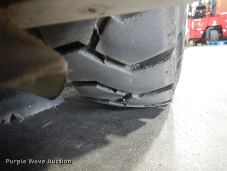 image for item HS9764 Tennant 810 floor sweeper