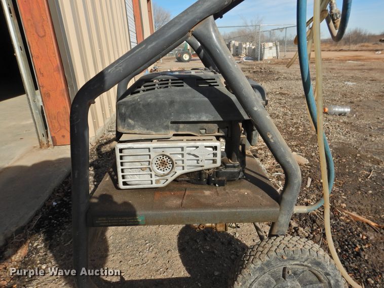 image for item HU9748 Generac G21 pressure washer