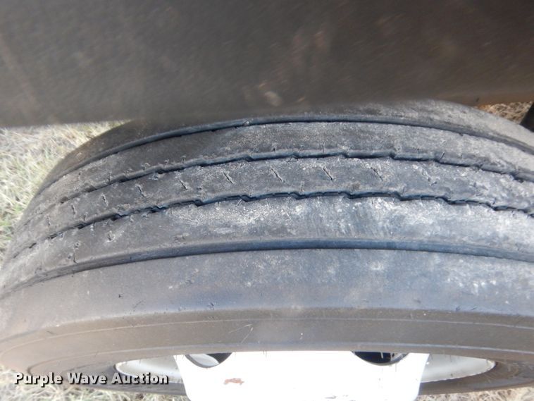 image for item HW9093 2008 Ford F550 Super Duty  utility truck with crane