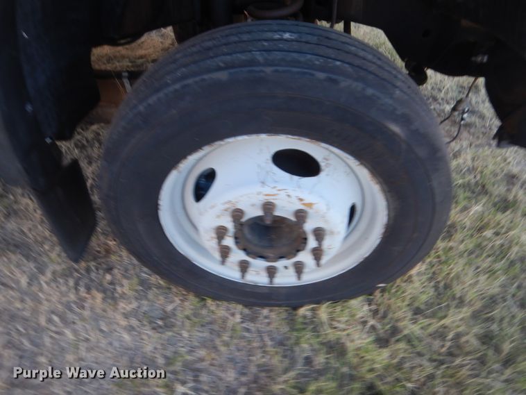 image for item HW9093 2008 Ford F550 Super Duty  utility truck with crane