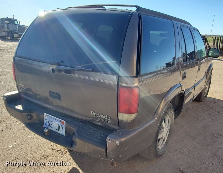 image for item HW9654 1998 Oldsmobile Bravada  SUV