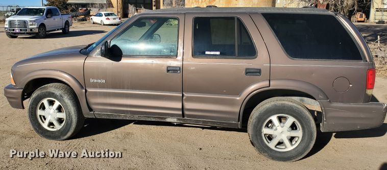 image for item HW9654 1998 Oldsmobile Bravada  SUV