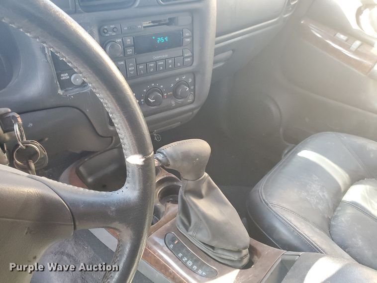 image for item HW9654 1998 Oldsmobile Bravada  SUV