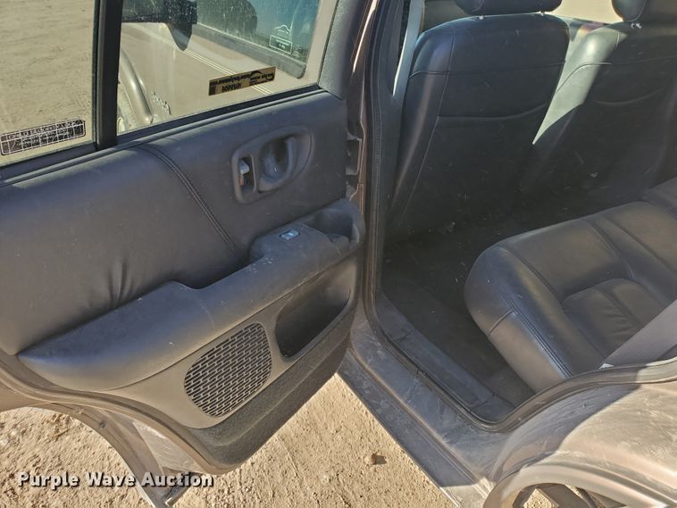 image for item HW9654 1998 Oldsmobile Bravada  SUV