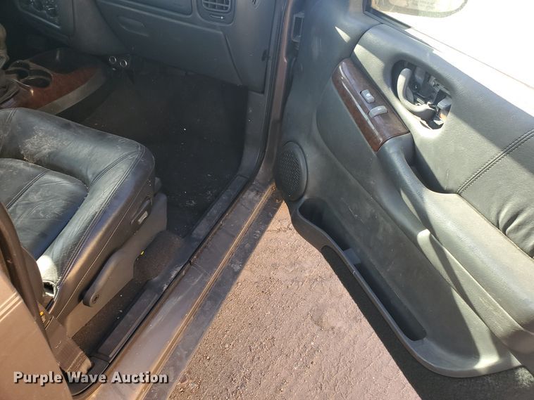 image for item HW9654 1998 Oldsmobile Bravada  SUV