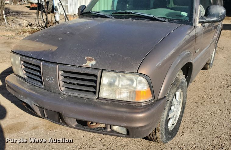 image for item HW9654 1998 Oldsmobile Bravada  SUV