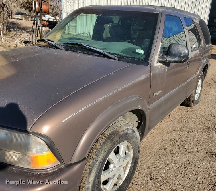 image for item HW9654 1998 Oldsmobile Bravada  SUV