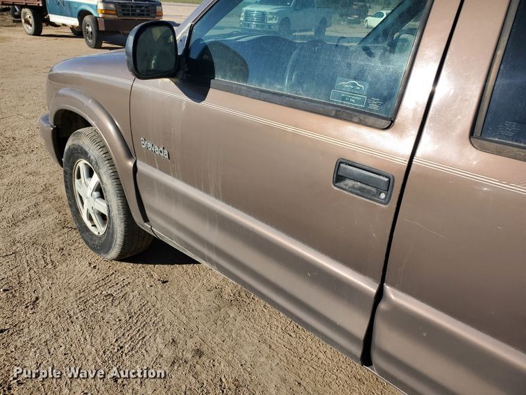 image for item HW9654 1998 Oldsmobile Bravada  SUV