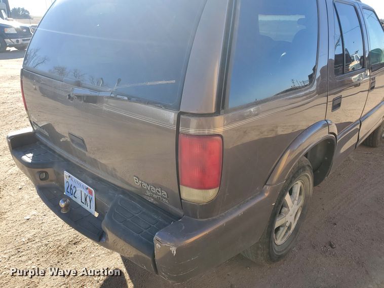 image for item HW9654 1998 Oldsmobile Bravada  SUV