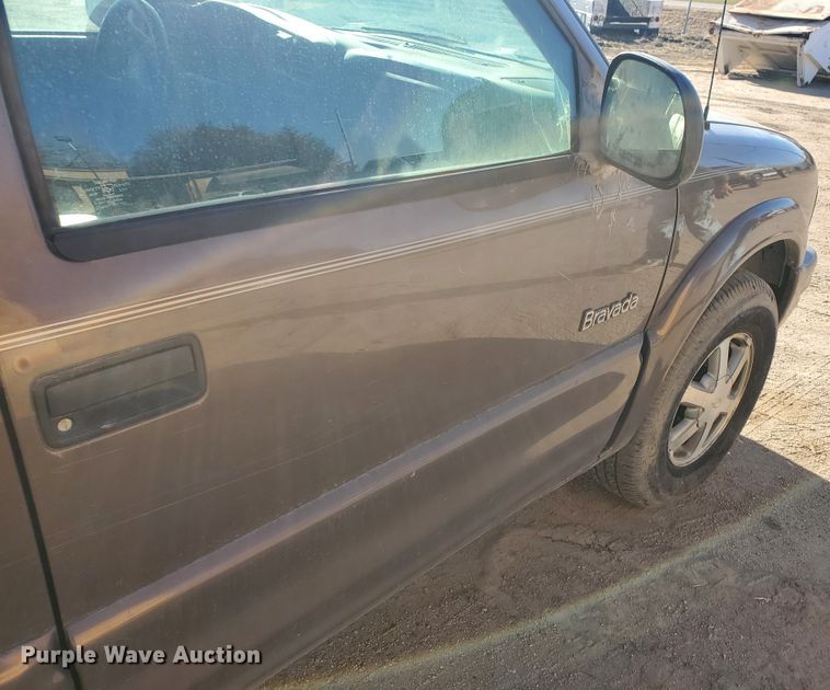 image for item HW9654 1998 Oldsmobile Bravada  SUV