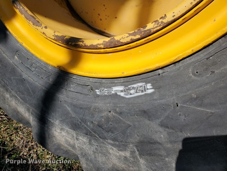 image for item HW9656 (4) 17.5-25 tires