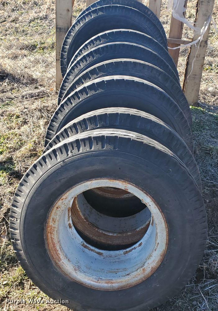 image for item HW9660 (8) 7.50-15 tires