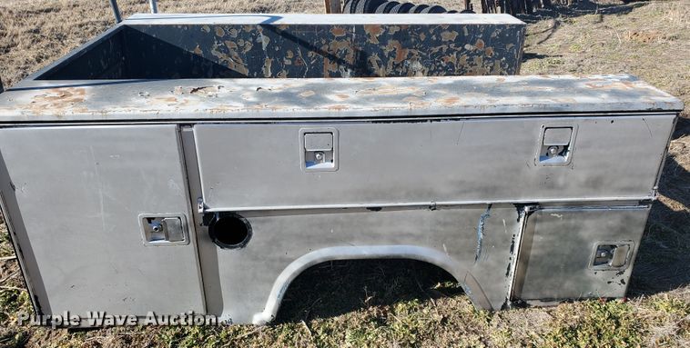 image for item HW9661 Stahl utility bed