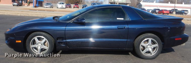 image for item HW9771 2002 Pontiac Firebird