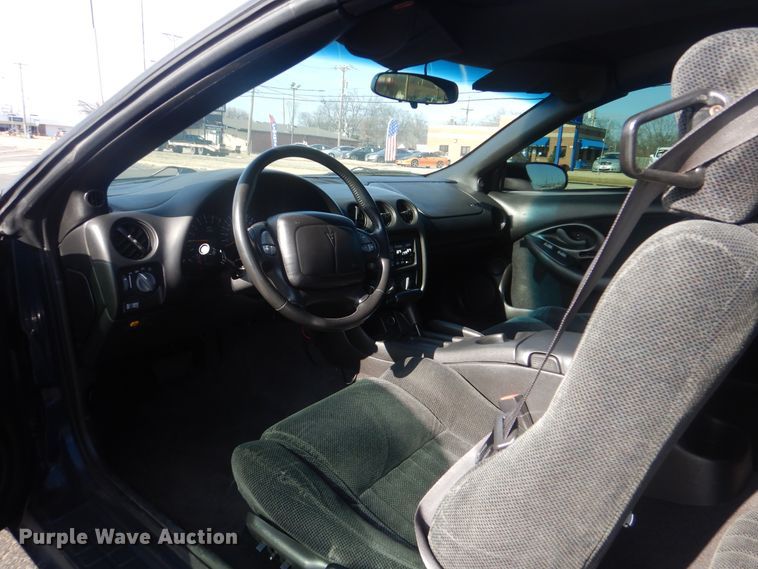 image for item HW9771 2002 Pontiac Firebird