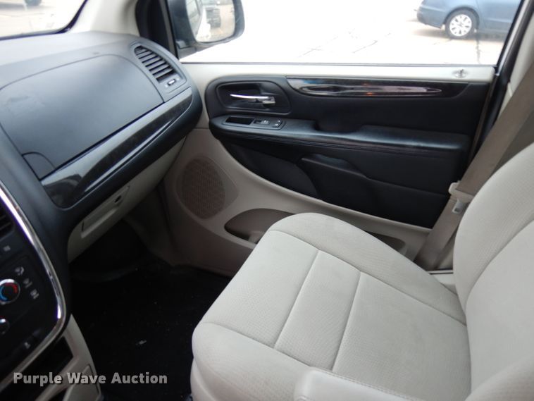 image for item IG9145 2012 Dodge Grand Caravan  handicap accessible van