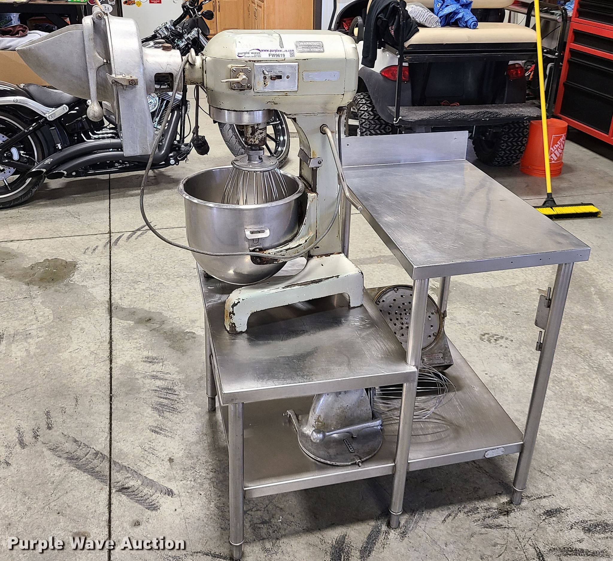 Hobart A200 mixer in Lawson, MO Item FW9619 sold Purple Wave