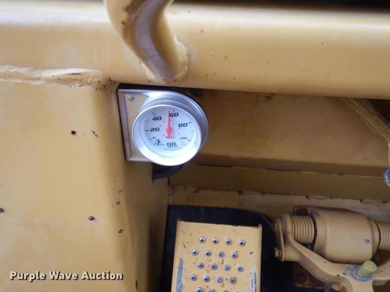 image for item DA5273 1988 Caterpillar 963  track loader