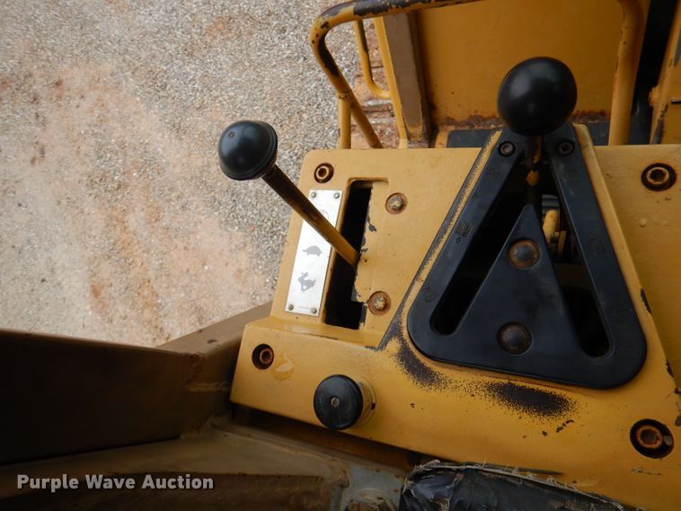 image for item DA5273 1988 Caterpillar 963  track loader