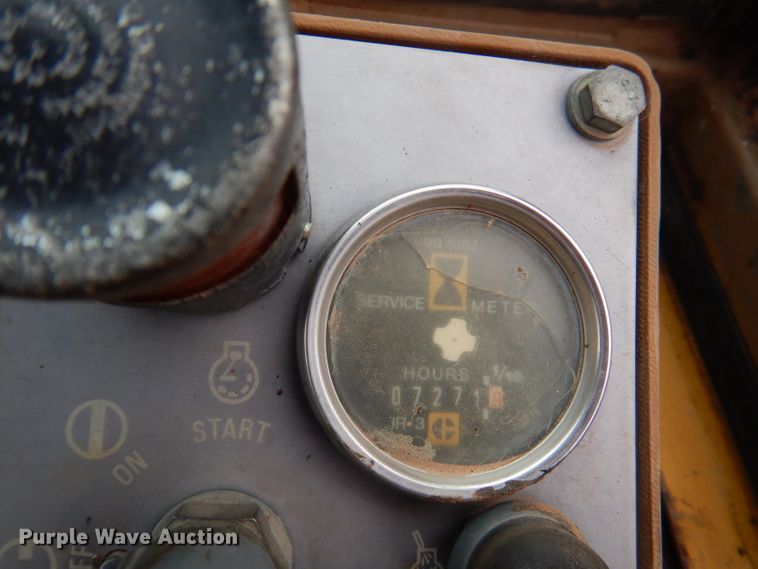 image for item DA5273 1988 Caterpillar 963  track loader