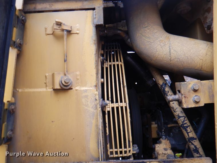 image for item DA5273 1988 Caterpillar 963  track loader