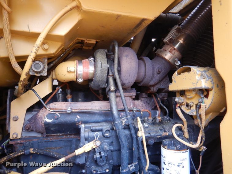 image for item DA5273 1988 Caterpillar 963  track loader