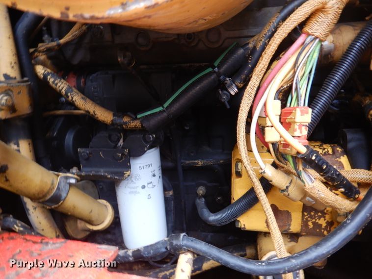 image for item DA5273 1988 Caterpillar 963  track loader