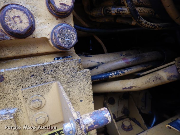 image for item DA5273 1988 Caterpillar 963  track loader