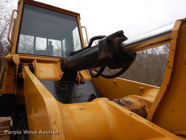 image for item DA5273 1988 Caterpillar 963  track loader