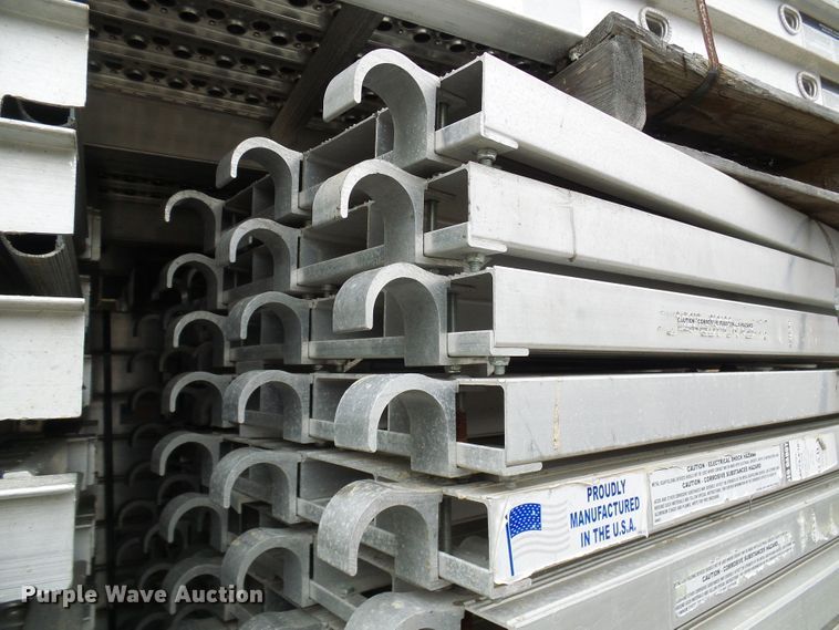 image for item DC2839 (30) Big Daddy AAP75 aluminum walk boards