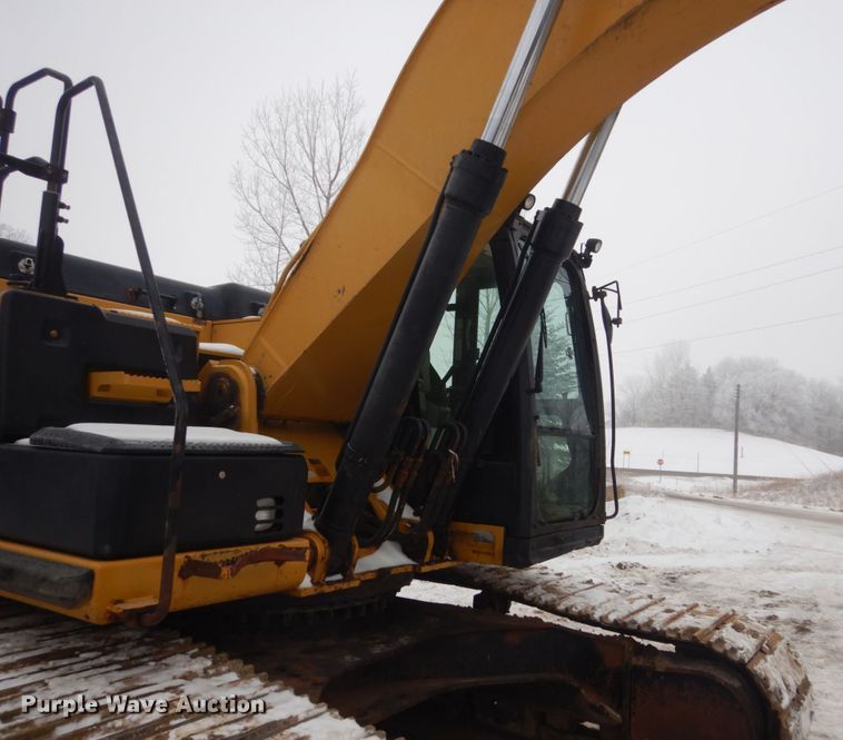 image for item DC8764 2012 Caterpillar 329E L  hydraulic excavator