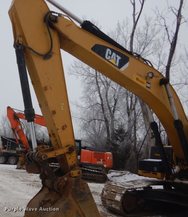 image for item DC8764 2012 Caterpillar 329E L  hydraulic excavator