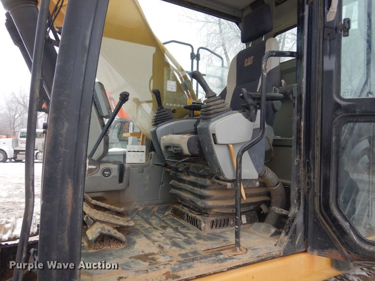image for item DC8764 2012 Caterpillar 329E L  hydraulic excavator