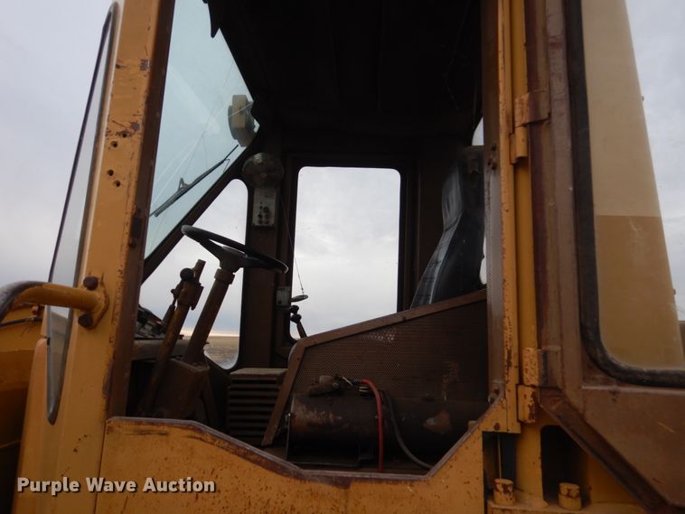 image for item DC8788 1981 Caterpillar 950  wheel loader