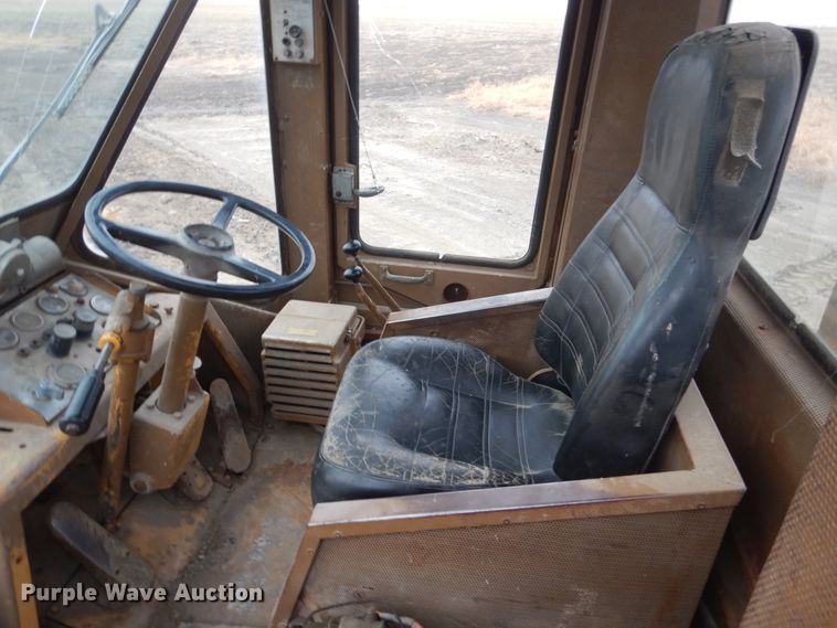 image for item DC8788 1981 Caterpillar 950  wheel loader