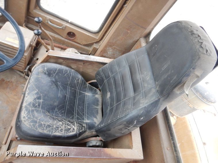 image for item DC8788 1981 Caterpillar 950  wheel loader