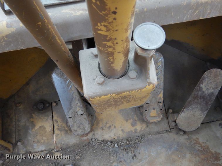 image for item DC8788 1981 Caterpillar 950  wheel loader