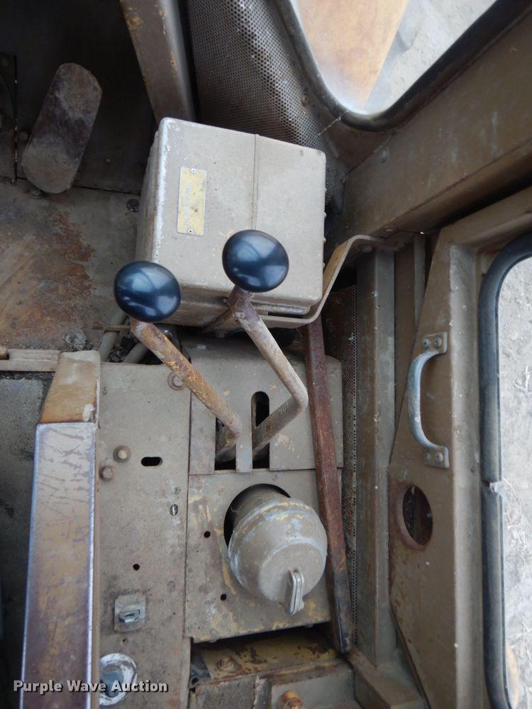 image for item DC8788 1981 Caterpillar 950  wheel loader