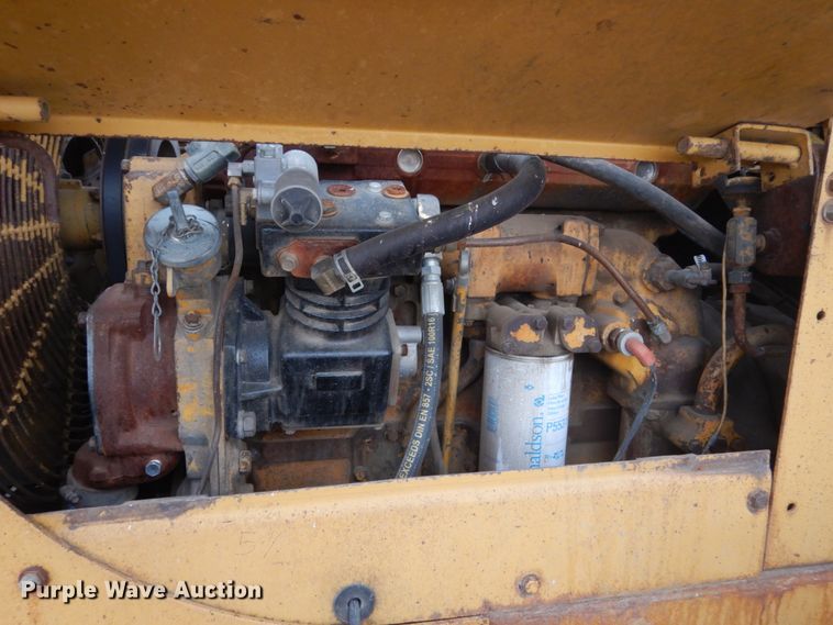 image for item DC8788 1981 Caterpillar 950  wheel loader