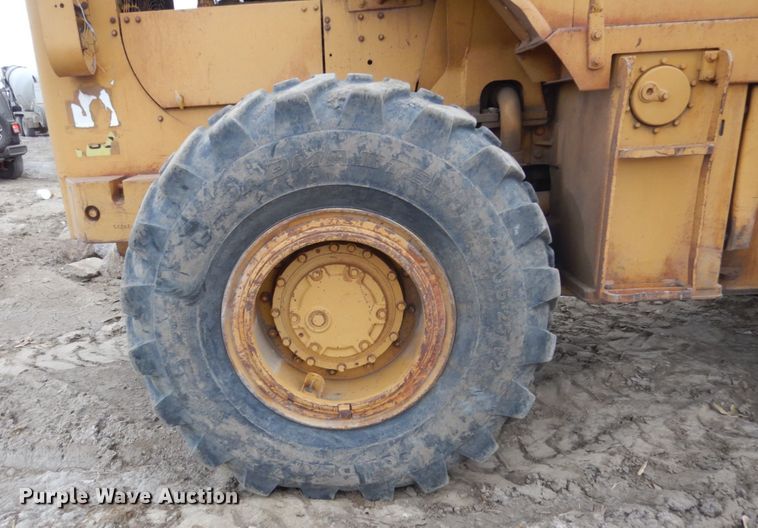 image for item DC8788 1981 Caterpillar 950  wheel loader