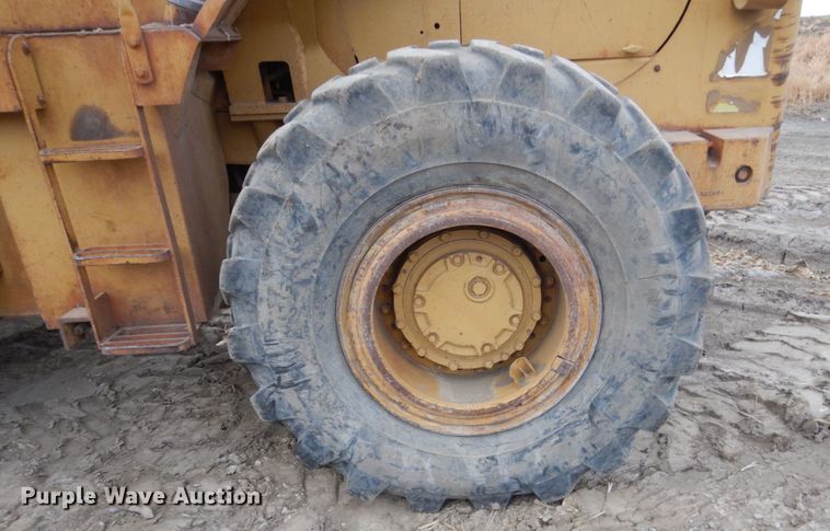 image for item DC8788 1981 Caterpillar 950  wheel loader