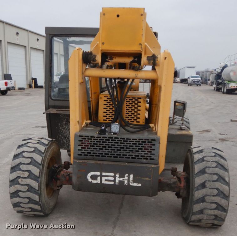 image for item DF3242 Gehl 553  telehandler