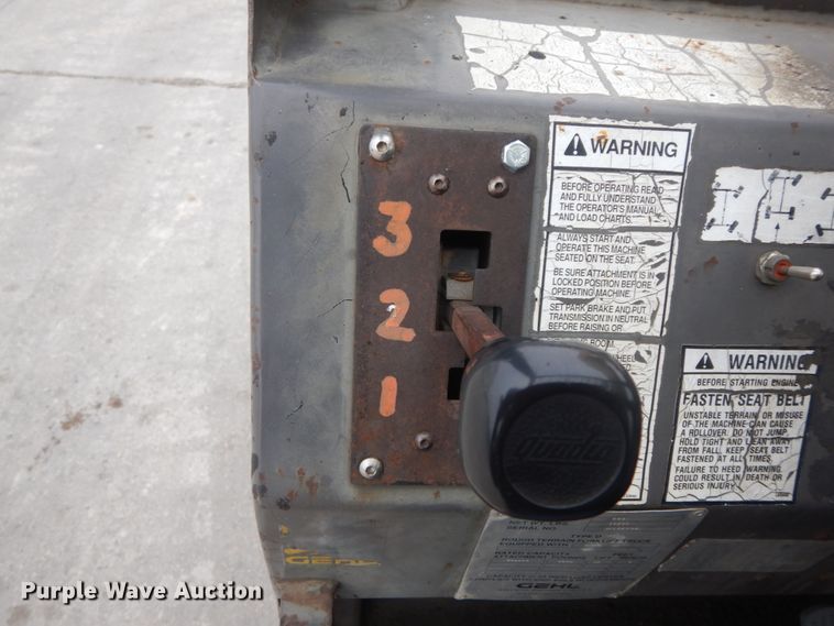 image for item DF3242 Gehl 553  telehandler
