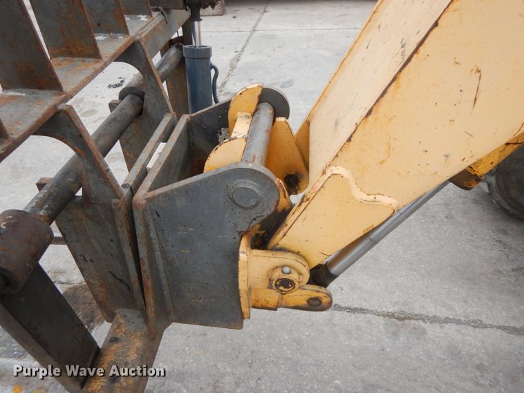 image for item DF3242 Gehl 553  telehandler