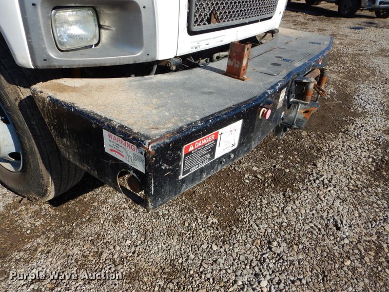 image for item DH4349 2006 Chevrolet C7500  bucket truck