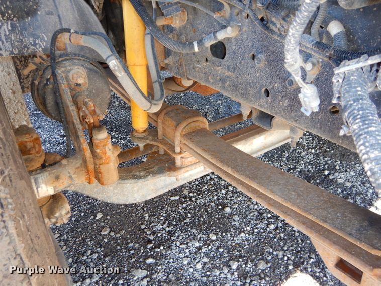 image for item DH4349 2006 Chevrolet C7500  bucket truck