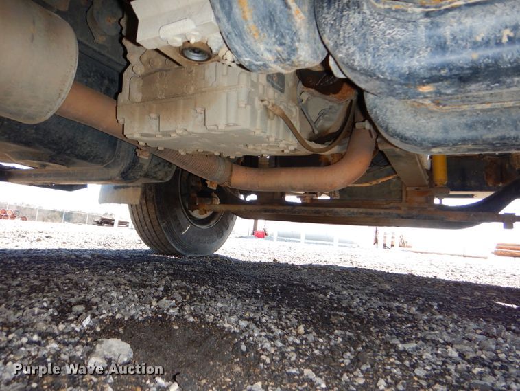 image for item DH4349 2006 Chevrolet C7500  bucket truck