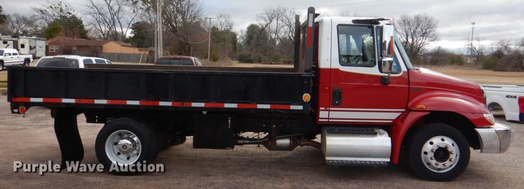 image for item DJ0367 2009 International 4300  dump truck